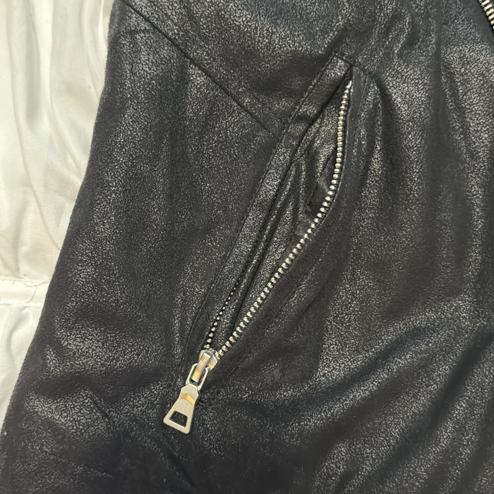 Buttons womens medium fuzzy vest mixed materials zipper full length black - Picture 3 of 7